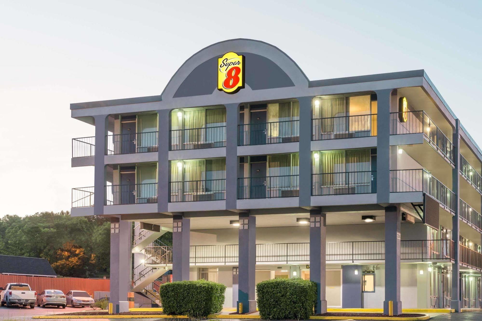 Super 8 By Wyndham Nashville Downtown Bagian luar foto