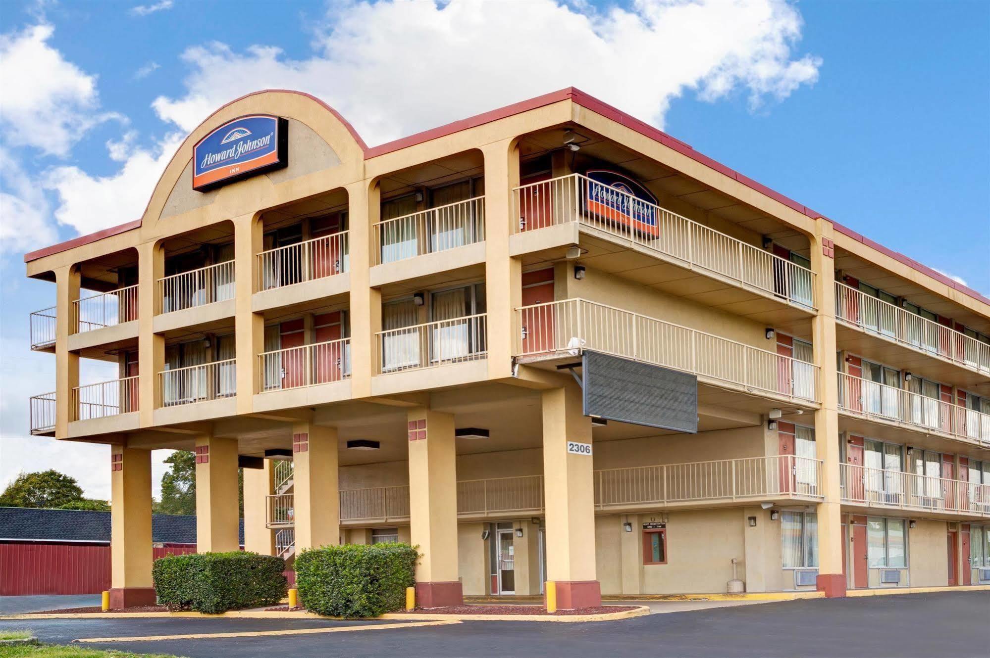 Super 8 By Wyndham Nashville Downtown Bagian luar foto